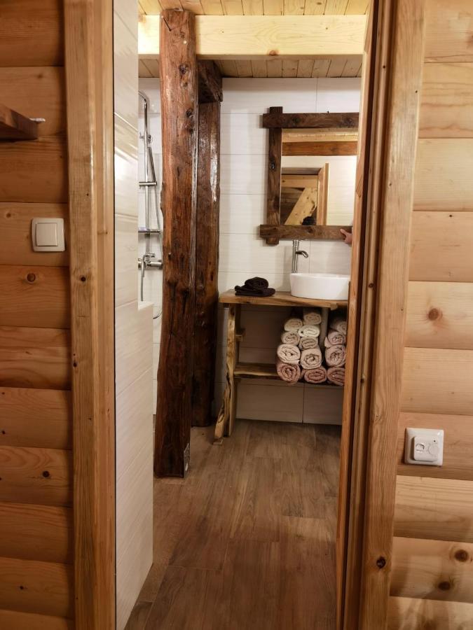 Koliba 30Svibnja Villa Perusic Bagian luar foto