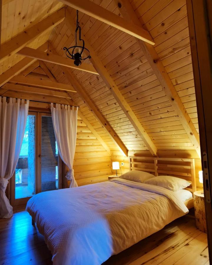 Koliba 30Svibnja Villa Perusic Bagian luar foto
