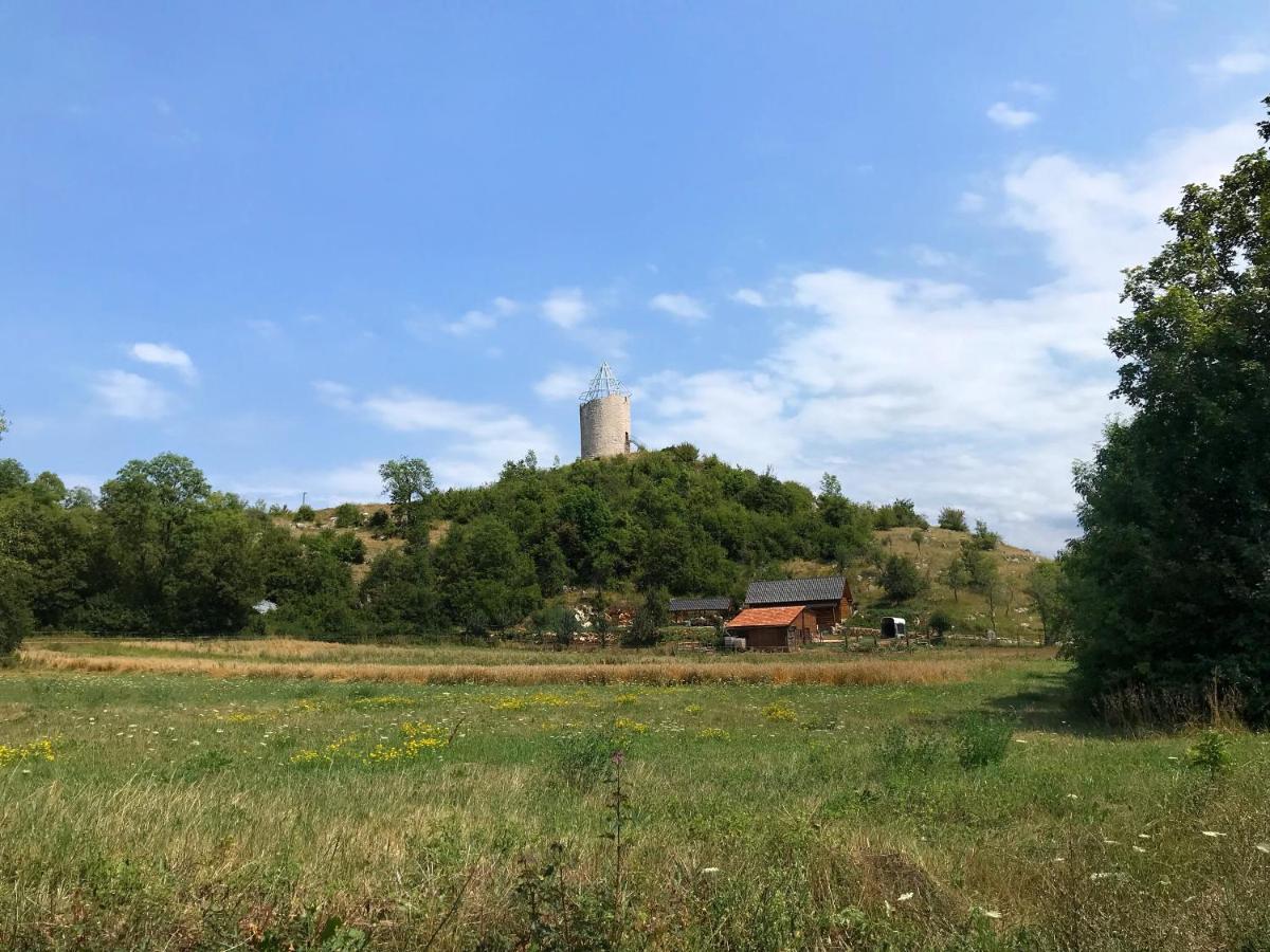Koliba 30Svibnja Villa Perusic Bagian luar foto